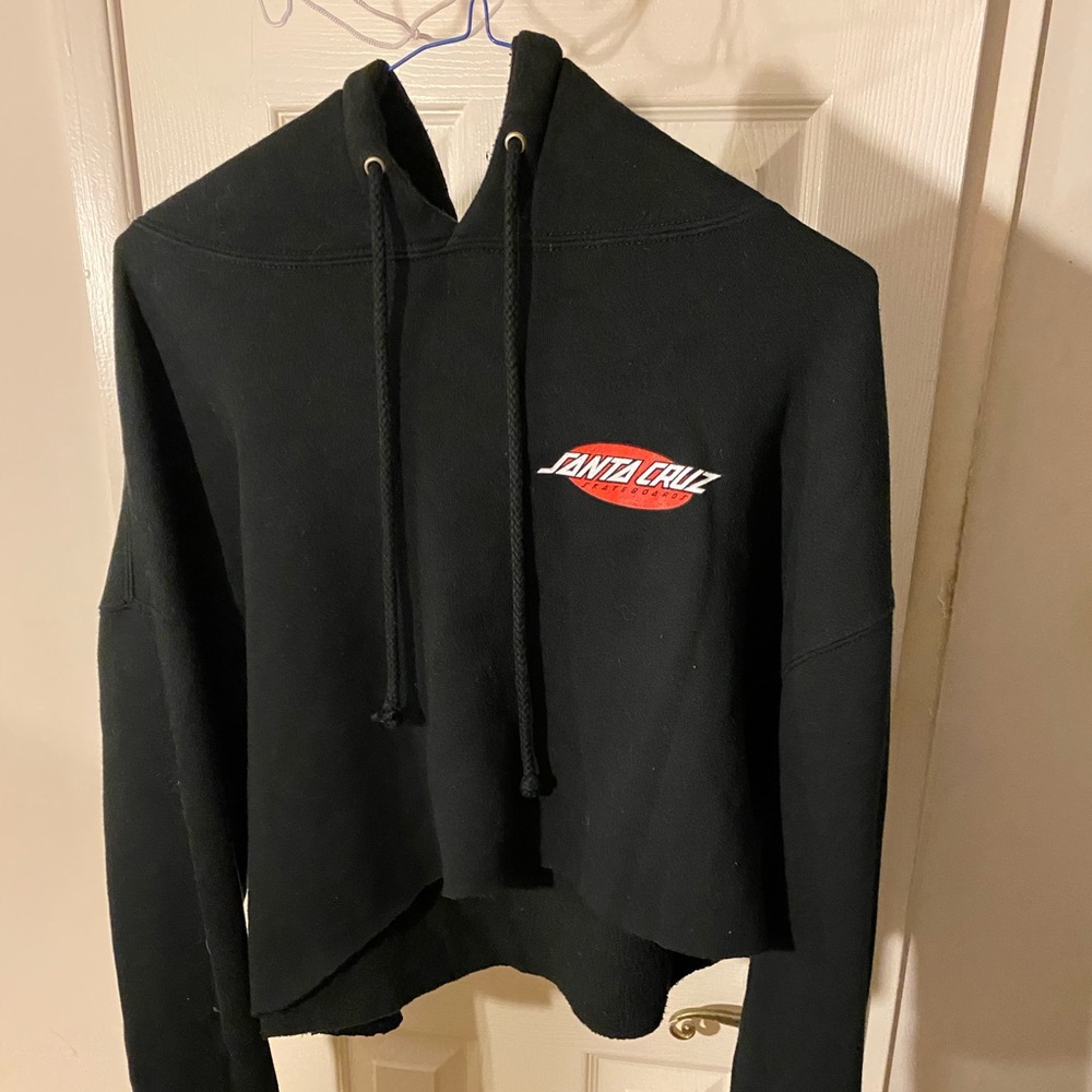 SOLD ❌ Santa Cruz Crop Top Hoodie Women’s Black